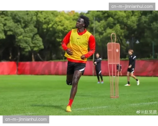 恩迪亚耶从甘比诺斯之星租借加盟，拜仁挖掘非洲潜力新星